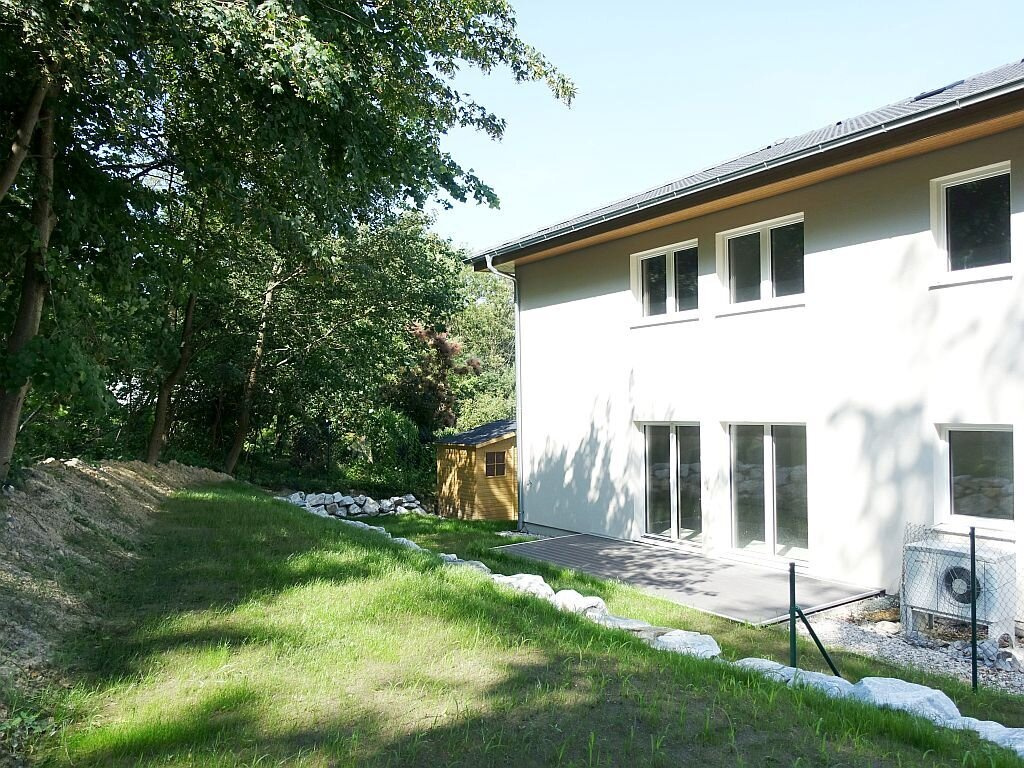Luftwärmepumpe zum Heizen und Kühlen - 5 Zimmer DHH - ca. 139m2 Wohnfläche – Foto 1