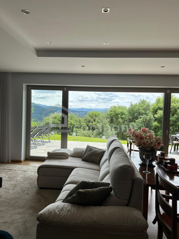 Traumvilla in Castelo de Paiva: Neuwertig, 600m², 5 Zimmer – Ihr neues Zuhause für 1,2 Mio. €! – Foto 7