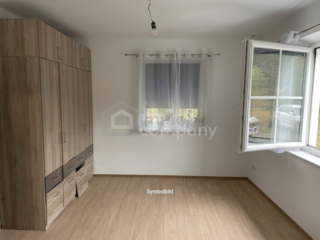 Ein Zuhause mit vielen Möglichkeiten: großzügiges Wohnhaus mit Potenzial für zwei Einheiten – Foto 4