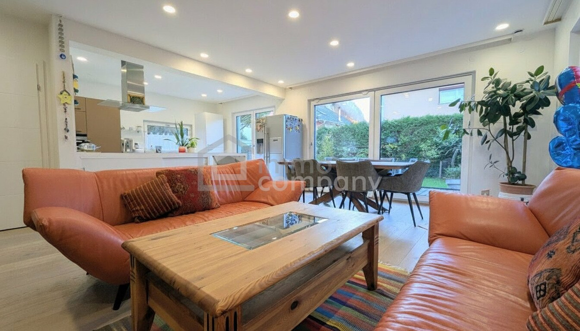 Traumhaftes Einfamilienhaus in Hohenems | 126m² Wohnfläche | 4-Zimmer | 2 Terrassen mit 100m² Gesamtfläche | moderne Einrichtung | großes Carport – Foto 7