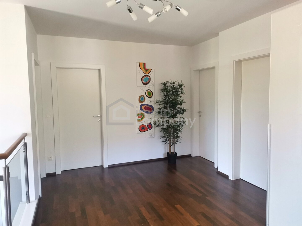 Außergewöhnlich großzügige Zimmer & perfekte Raumaufteilung beim Wienerwald! – Foto 10
