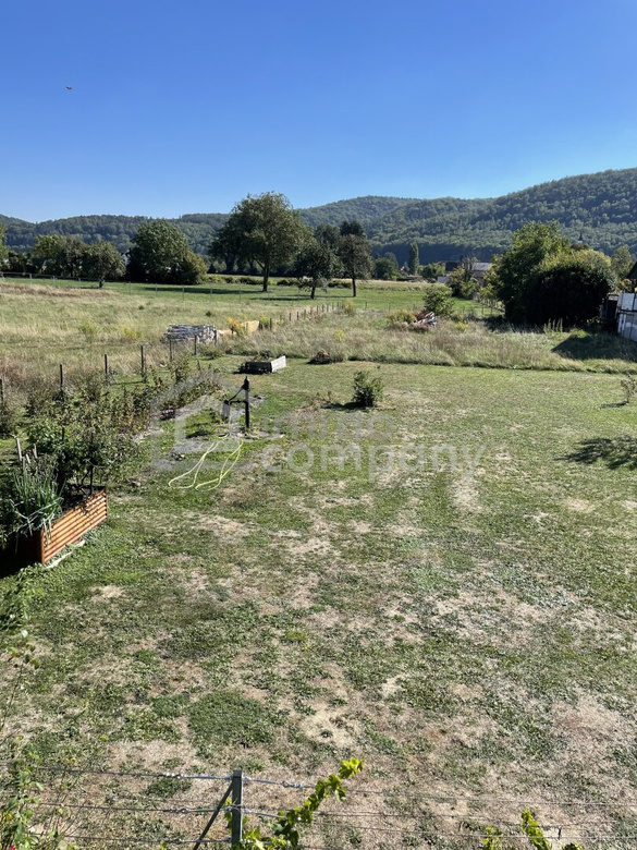 Das Badevergnügen ist schon da! 765 m² Baugrundstück mit Pool und Burgblick in Seebenstein – Foto 3