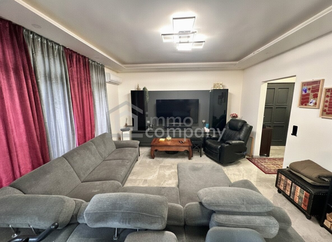 Großes Mehrfamilienhaus in Artstetten, 17 Zimmer, Garten, Garagen, Top Ausstattung! – Foto 6