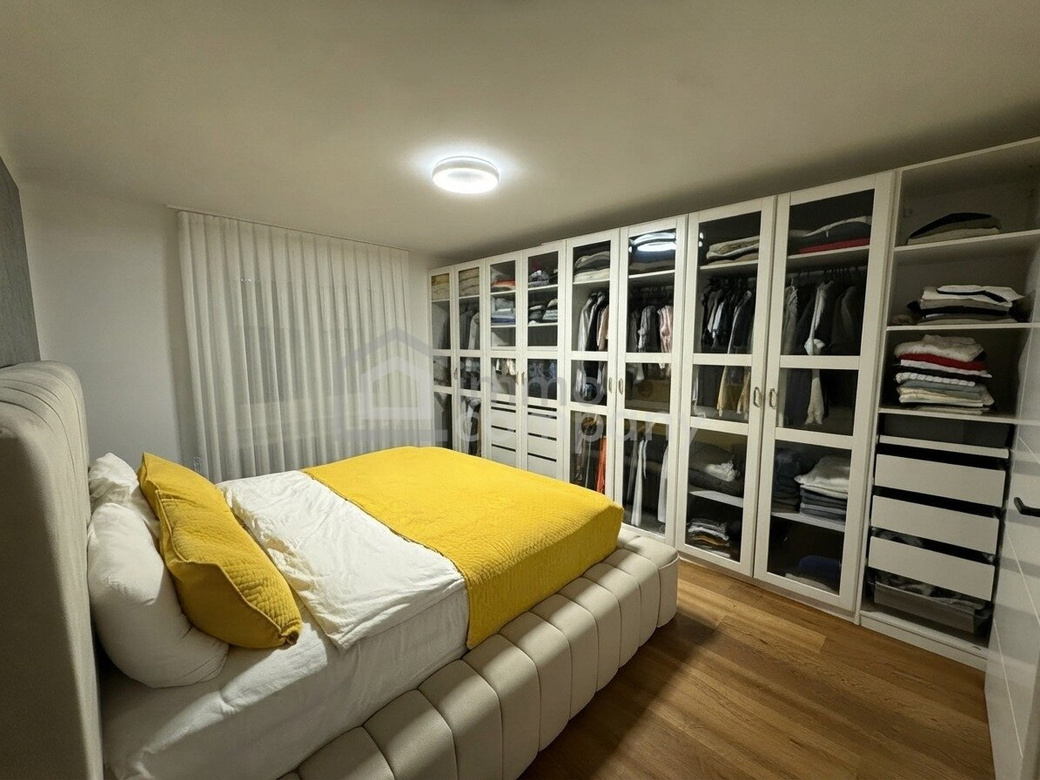 Design trifft auf Eleganz: 4-Zimmerwohnung – Foto 4