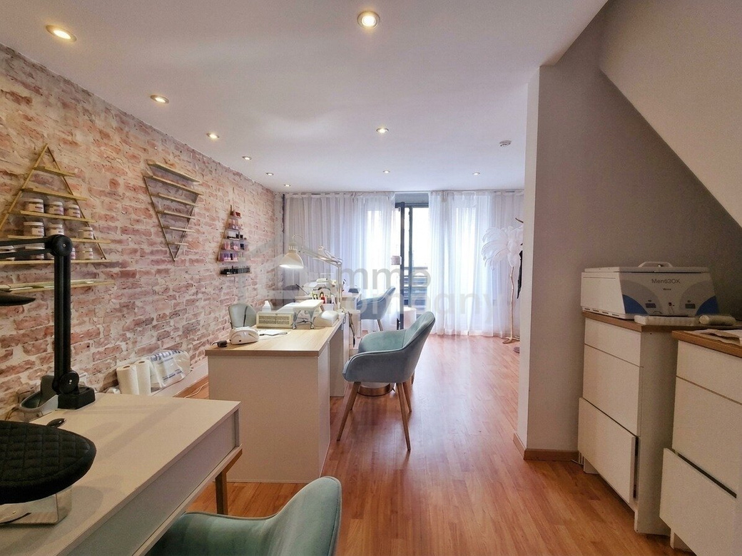 Nutzen Sie diese Gelegenheit!! CHARMANTES GEWERBELOKAL MIT GALERIE | 77 + 21 m² | 3 EINGÄNGE | U4 – Foto 1