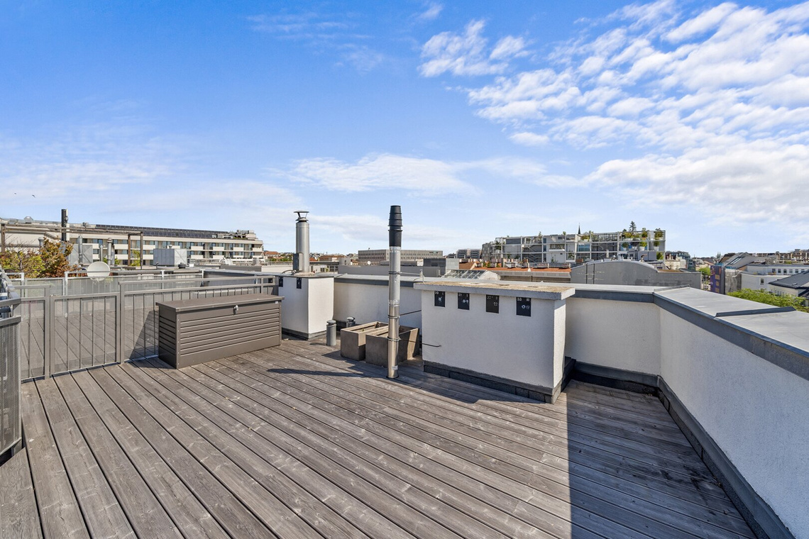 Exklusive Dachgeschoss-Maisonette mit Terrassen & 360° Panoramablick – Foto 9