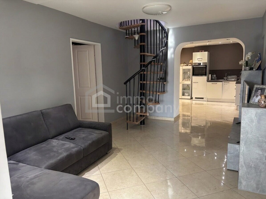 Wohnglück in Hausbrunn – helles Haus mit 150 m², 2 Terrassen und Platz für die ganze Familie – Foto 3
