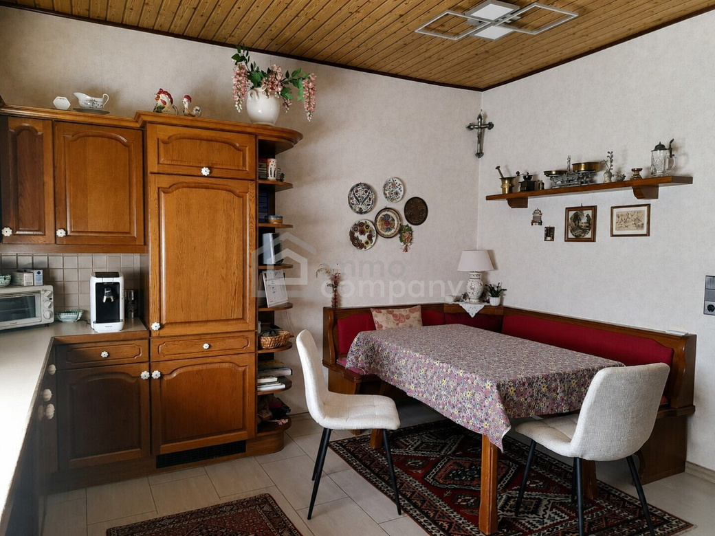 Top gepflegt & modernisiert – Wärmedämmung, 3-fach Fenster, Keller, Ausbaureserve, Garage & Carport – Foto 7