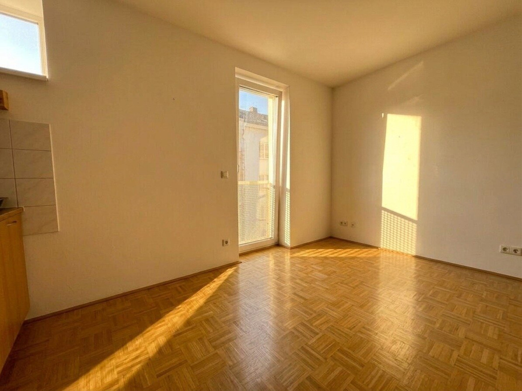 2-Zimmer Wohnung in Ruhelage mit Tiefgaragenplatz – Foto 1