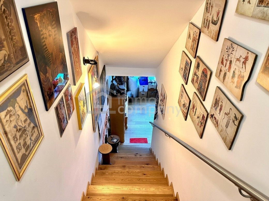 Große Doppelhaushälfte 174m², 6 Zimmer, Garten, Terrasse, Parkplatz – 1230 Wien, 580.000€ – Foto 8