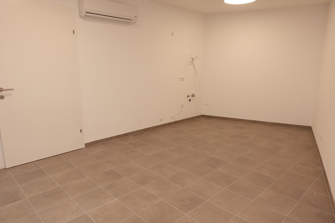 110 m² Geschäftslokal plus 36 m² Lager - ERSTBEZUG – Foto 5