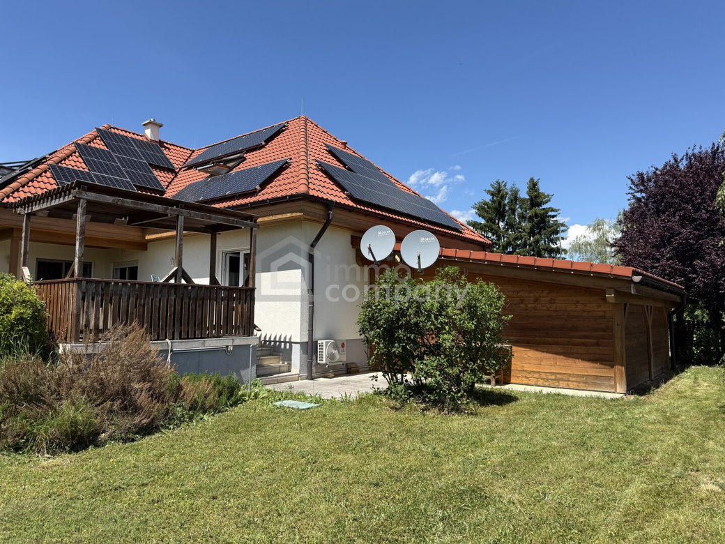 Wohnen mit Weitblick – gepflegtes Einfamilienhaus mit Wellnessbereich, Photovoltaik und 1.268 m² Grundstück – Foto 2