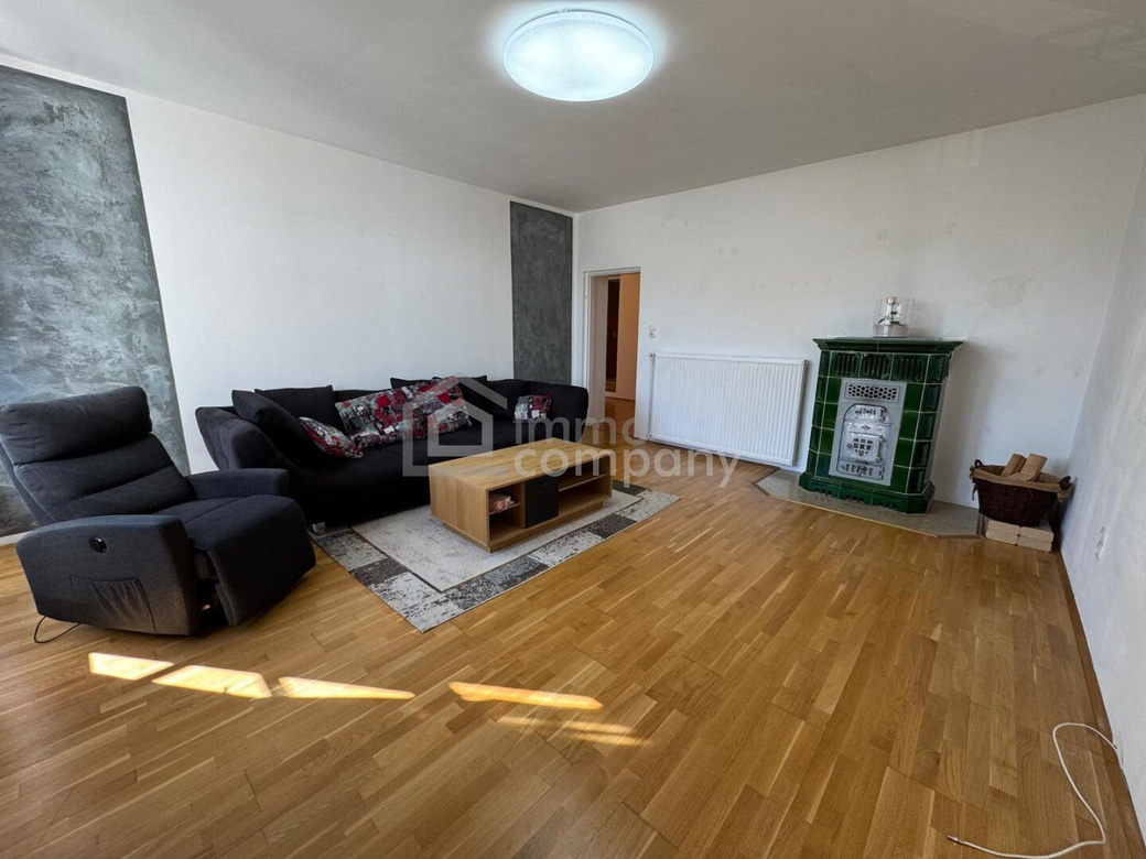 Altbauwohnung mit klassischer Raumstruktur und großer Terrasse – zentrale Lage – Foto 2