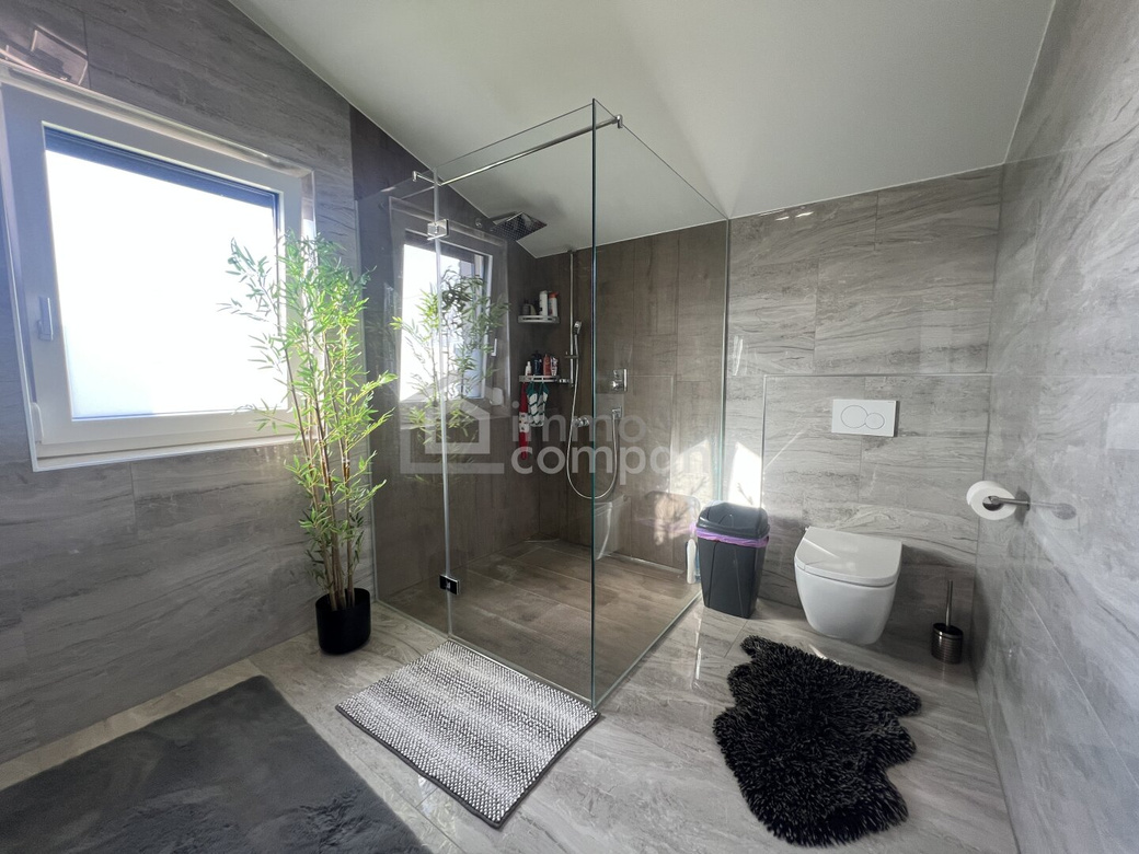 Exklusives Haus + eine Wohnung – Foto 7