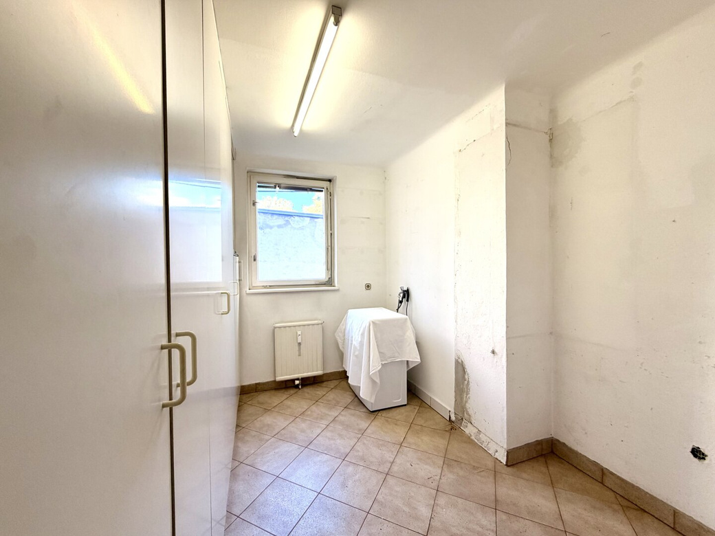 3(-4) Zimmer Wohnung in gefragter Lage, mit leichtem Renovierungsbedarf" – Foto 6