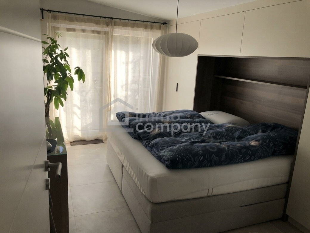 WOHNEN BEI WIEN: Energieeffizienter Familientraum mit Pool, 6 Zimmern und Südgarten – Foto 8