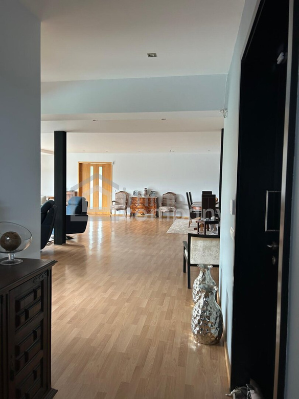 Traumvilla in Castelo de Paiva: Neuwertig, 600m², 5 Zimmer – Ihr neues Zuhause für 1,2 Mio. €! – Foto 6