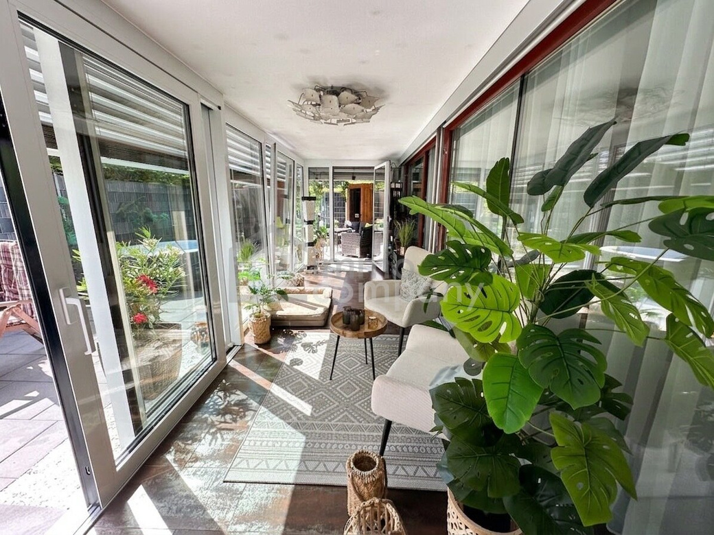 DORNBIRN-Gartenwohnung/Terrassenwohnung, ca. 57 m2 + beheizter, ganzjährig nutzbarer Wintergarten ca. 19 m2, Gesamt-Wohn-NFL ca. 76 m2, Wohnempfinden/Wohlfühl-Atmosphäre wie in einer 3-Zimmer-Wohnung, inkl. 1 TG. – Foto 5