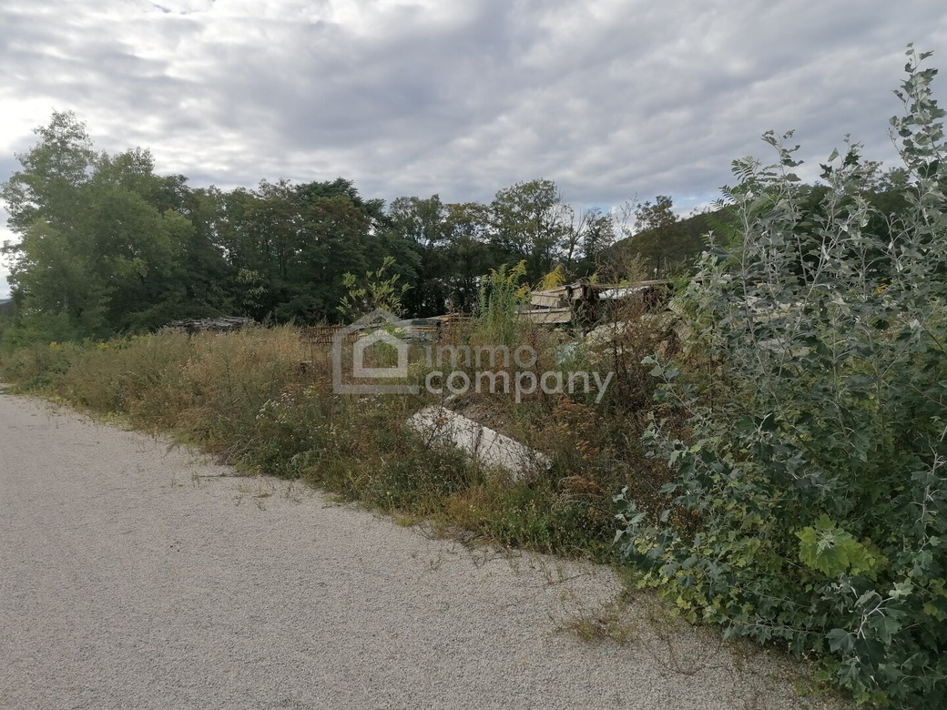 Betriebsgrundstück in attraktiver Lage - ideal für Gewerbe & Logistik – Foto 2