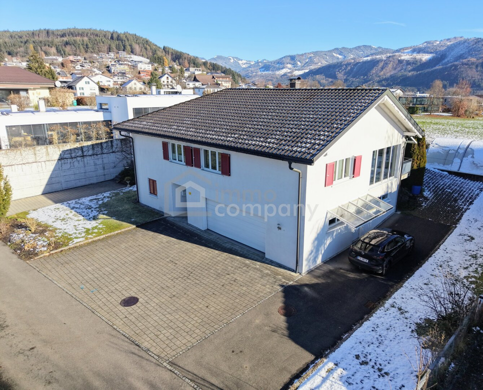 Traumhaftes Einfamilienhaus in Göfis mit Blick in die Berge - Perfekt für Familien – Foto 3