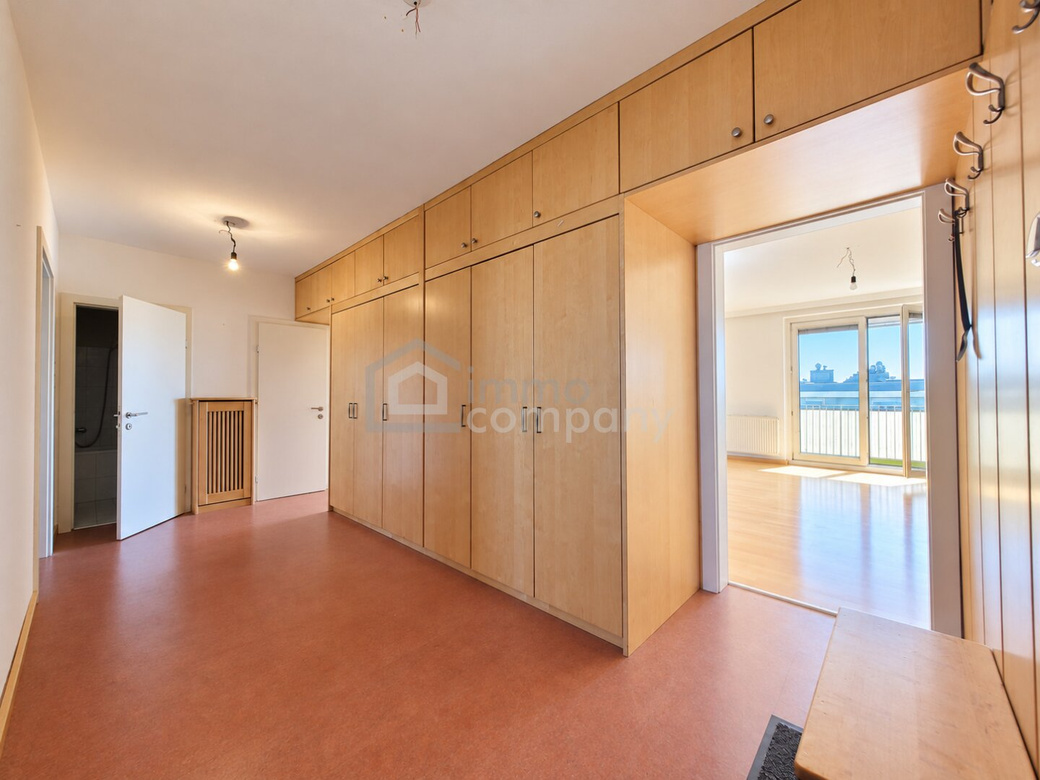 Gute Aussichten - Ihr neues Zuhause: 4 Zimmer mit Berg- und Stadtblick – Foto 3