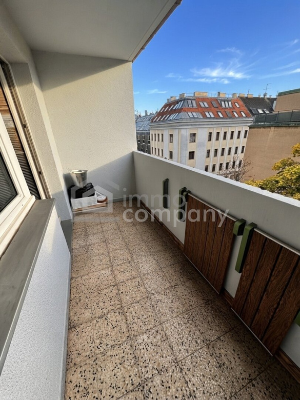 Helle 3-Zimmer-Wohnung mit Loggia, Einbauküche und Stellplatz in 1220 Wien – Foto 7