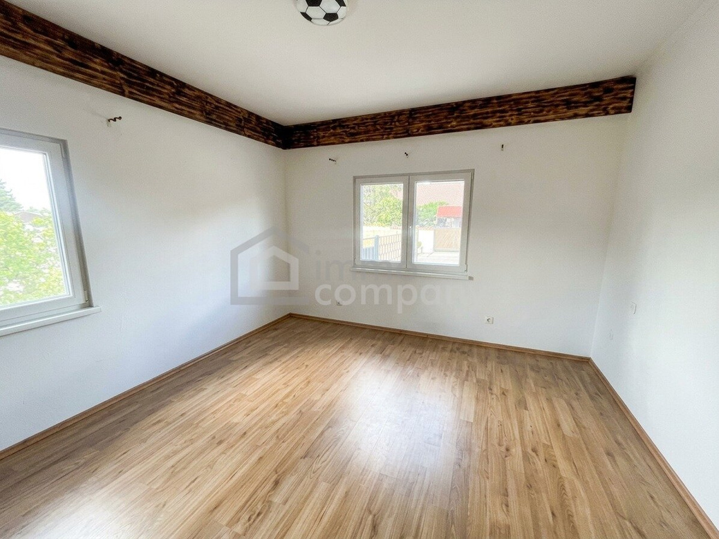 Moderner Bungalow in Seenähe – großer Garten mit zwei Terrassen – Foto 3