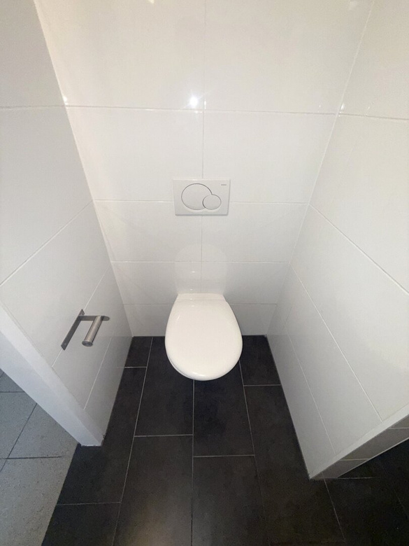 3 Zimmer Altbauwohnung + Terrasse (mit Blick in den Garten) mit ca. 8,50 m² im EG in der Storchengasse - nur ca. 3 - 4 Gehminuten zur U-Bahn U4 & U6 – Foto 9