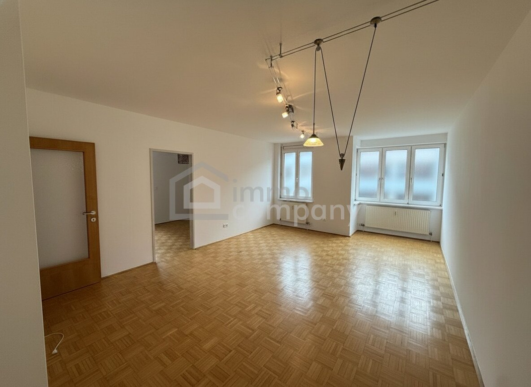 Bestlage mit Seltenheitswert - stilvolle 2-Zimmer-Wohnung nahe Hauptplatz – Foto 1