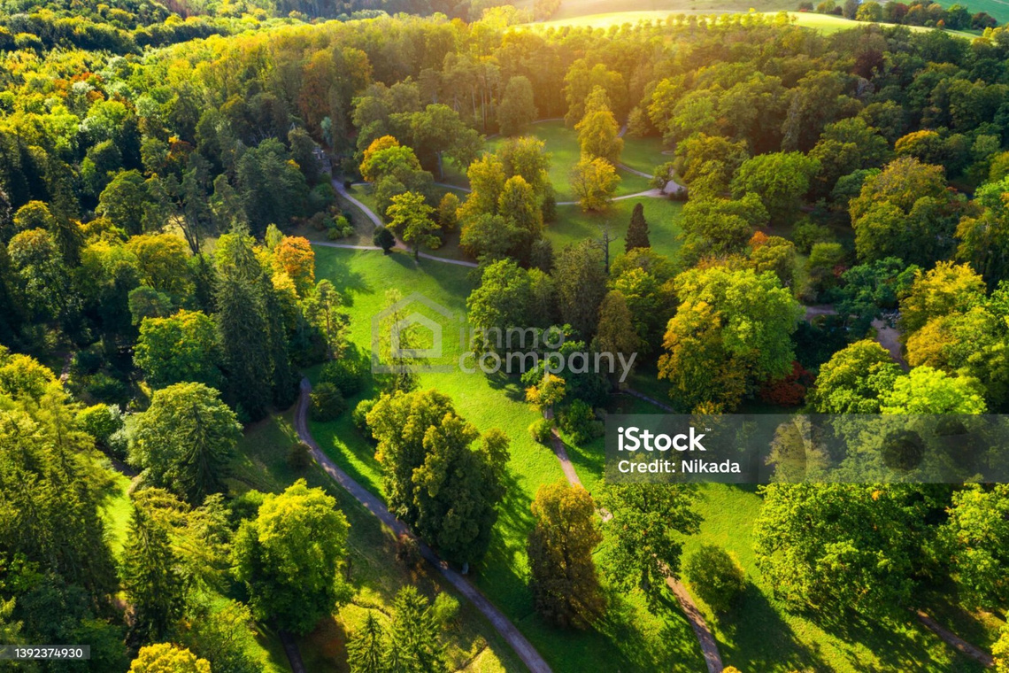 Baugrundstück mit bestehendem Keller am Ortsrand von Pinggau – Foto 3