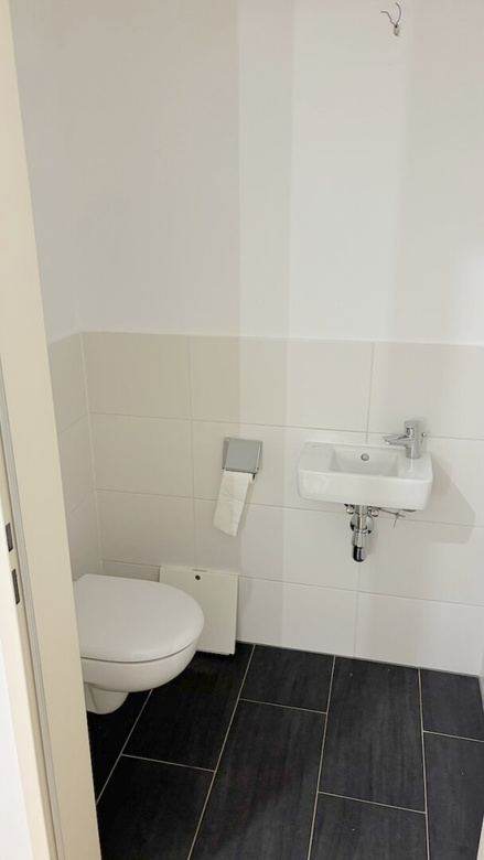 ab Sep. 2026! neuwertige 2-Zimmer-Wohnung mit Balkon inkl. WM-HZ, Nähe U4-Schönbrunn! – Foto 9