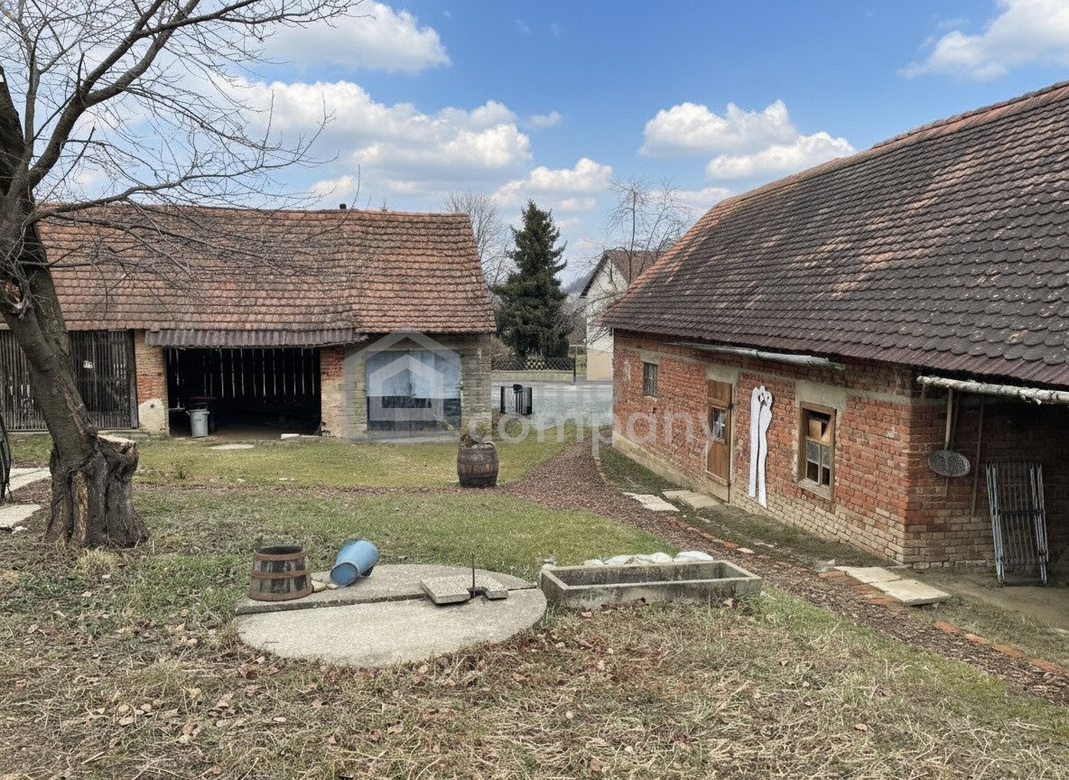 Schönes Bauernhaus mit Nebengebäuden für Selbstversorger – Foto 8