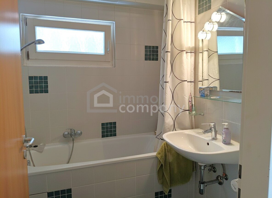 Moderne 2-Zimmer Wohnung mit Loggia und Garage – Top Lage! – Foto 4