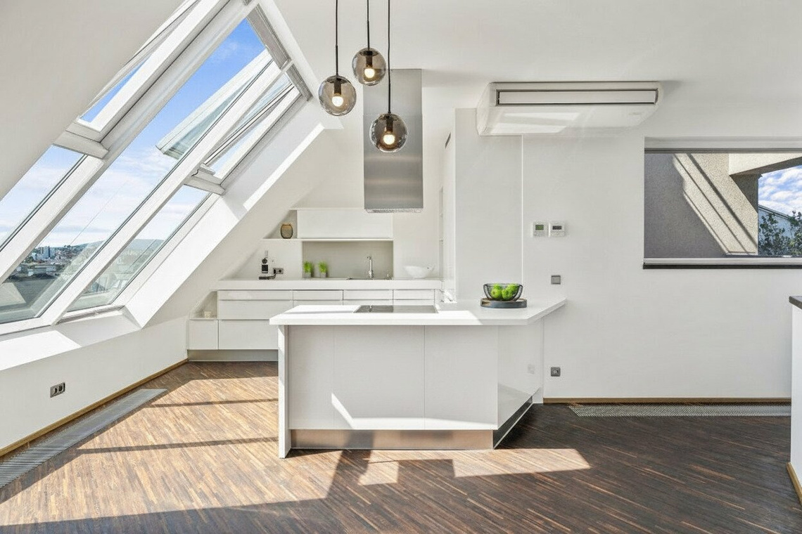 Wohnen über den Dächern: Exklusive Maisonette mit Terrassen & 360° Panoramablick – Foto 3