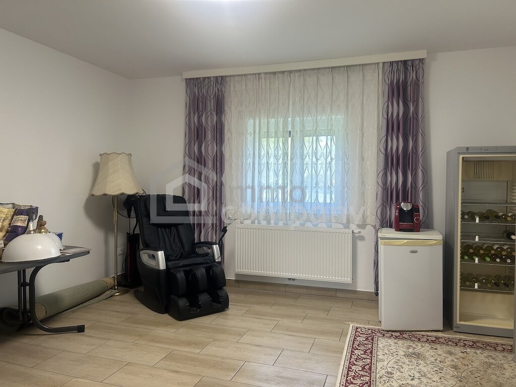 Schönes Einfamilienhaus mit großem ebenen Garten – Foto 4
