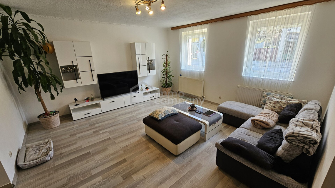 6 Zimmer, Pool, Pergola und Garage! Haus in Mannersdorf zu verkaufen! – Foto 2