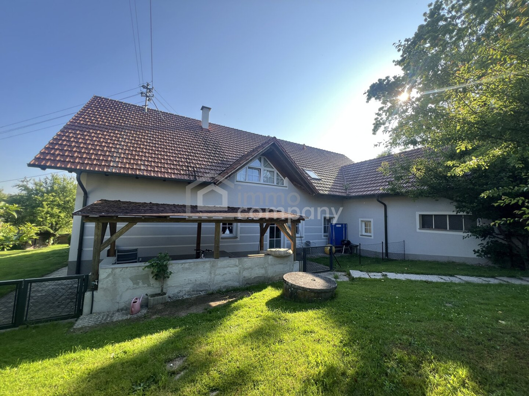 Einfamilienhaus mit 250qm Wohnfläche – Foto 3
