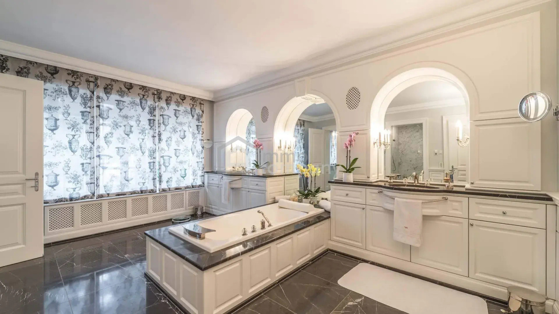 diese Villa-  ein perfektes Refugium für Menschen, mit höchstem Wohnanspruch, in privater Umgebung. – Foto 6