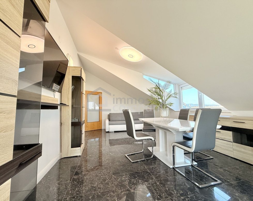Traumhaftes Penthouse mit einzigartiger Aussicht in Wiener Neustadt – Foto 1