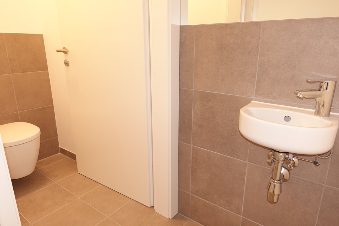 63 m² Geschäftslokal plus 40 m² Lager - ERSTBEZUG – Foto 6