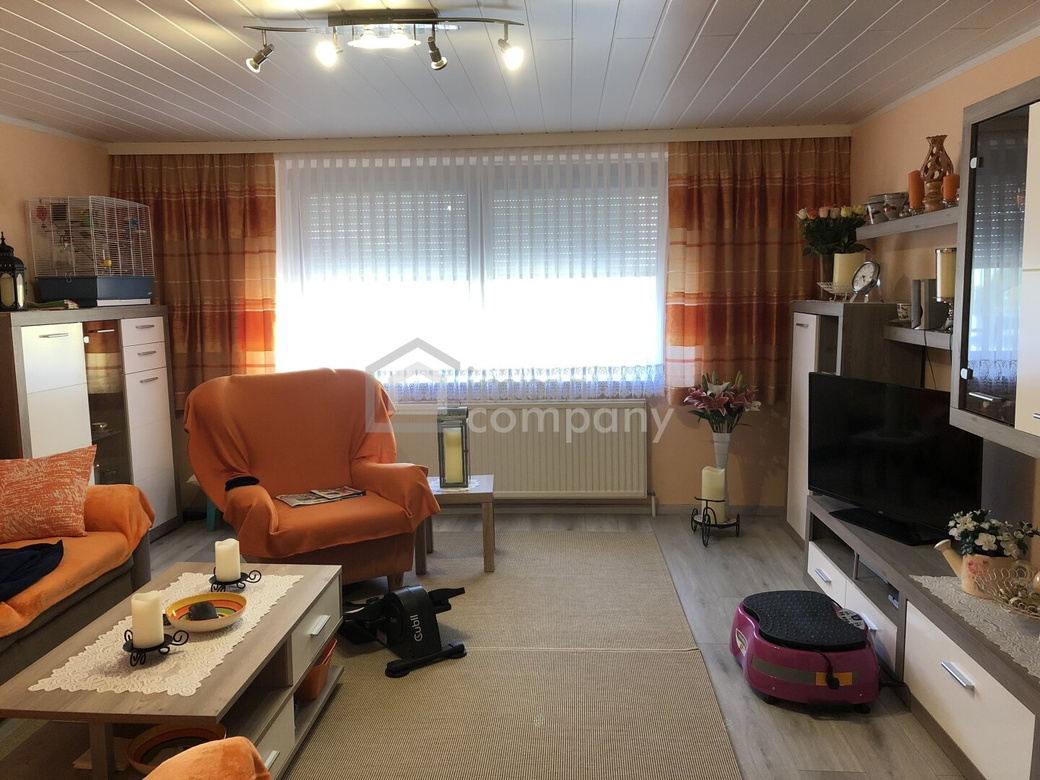 Charmantes 3-Zi-Einfamilienhaus in Marchegg mit Pool, Garage & Garten – €280.000! – Foto 4