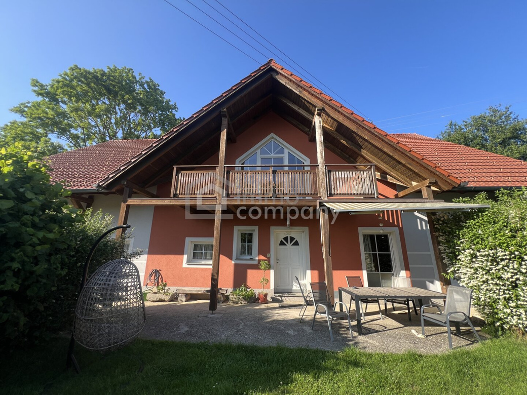 Einfamilienhaus mit 250qm Wohnfläche – Foto 4