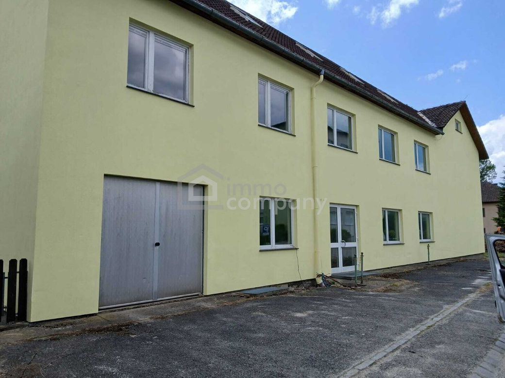 Neuer Preis!!! Interessantes Anlageobjekt für Firmensitz  oder ca. 18 Wohneinheiten! ...und weitere 1312m² Freifläche/ Baugrund für zB. Reihenhäuser um Euro 158.000!!! – Foto 3