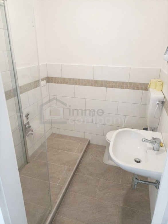 75 m² Dachgeschosswohnung mit Balkon, Klimaanlage & Aufzug in Baden – Vermietetes Investmentobjekt für Anleger – Foto 6