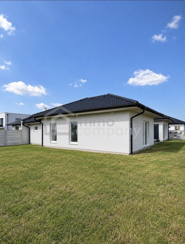 EINFAMILIENHAUS MIT GARTEN & GARAGE | 4 ZIMMER | ABSOLUTE RUHELAGE | NÄHE WIEN – Foto 6