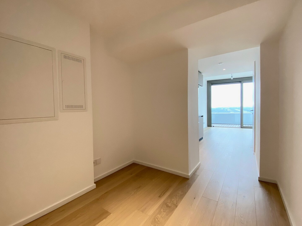 HOCHWERTIGES SINGLEAPARTMENT MIT TRAUMHAFTER FERNSICHT UND GROSSEM BALKON – Foto 10