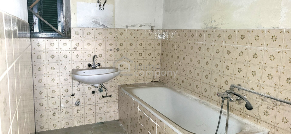 PREISREDUKTION !! Charmantes Sanierungsobjekt mit großem Potential !! – Foto 6