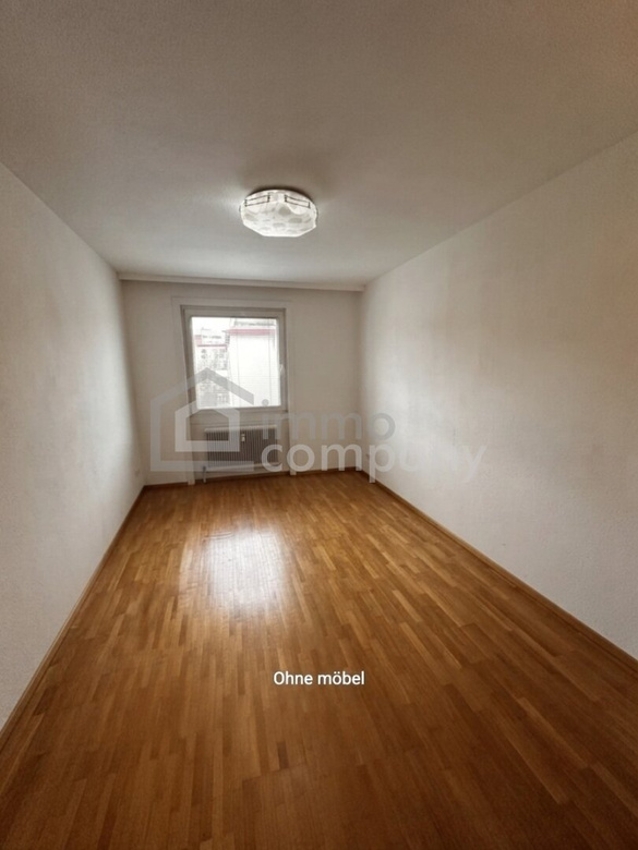 Helle 3-Zimmer-Wohnung mit Loggia, Einbauküche und Stellplatz in 1220 Wien – Foto 3