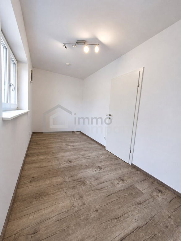 Hausgefühl ohne Haus: 4 Zimmer, 105 m² Eigengarten & 2 KFZ-Stellplätze – Foto 7