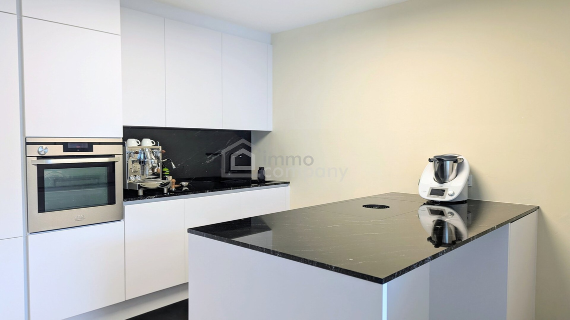 Exklusive 4-Zimmer-Wohnung in Aldrans | 110m² Wfl. | Komplett kernsaniert 2021 | 2 Garagenplätze & 2 Balkone | Gemeinschaftsgarten – Foto 5